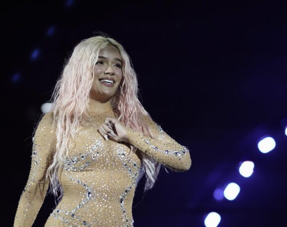 Karol G, Xande de Pilares e Belo são confirmados no Rock in Rio 2024