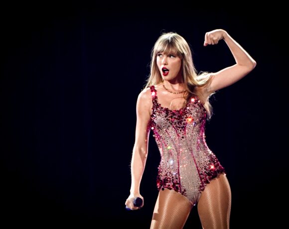 Músicas de Taylor Swift voltam a ficar disponíveis noTikTok