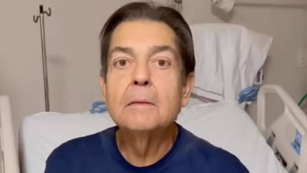 Faustão recebe alta do hospital após quase dois meses