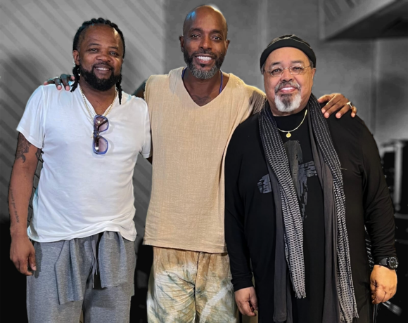 Thiago Thomé, Jorge Aragão e Xande de Pilares se juntam no álbum ‘Encantado’.