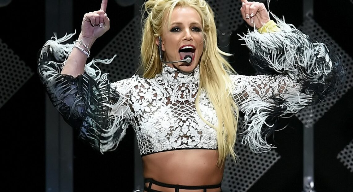 Fontes afirmam que Britney Spears estaria abusando de bebidas e drogas e sugerem que ela volte à tutela
