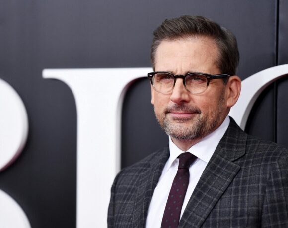 Steve Carell liderará nova comédia da HBO criada por Bill Lawrence, co-criador de Ted Lasso.