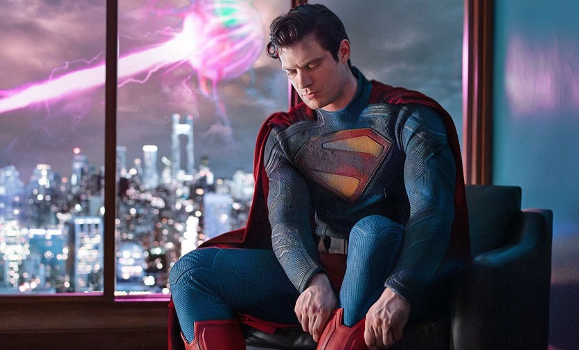 James Gunn publica 1ª imagem de David Corenswet como o Superman