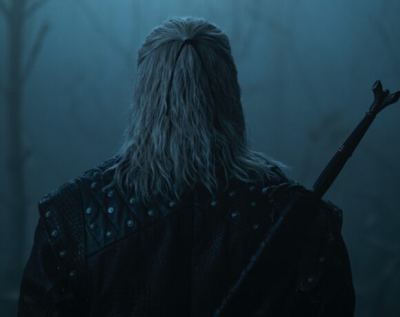 Primeira Olhada em Liam Hemsworth como Geralt de Rivia na Temporada 4