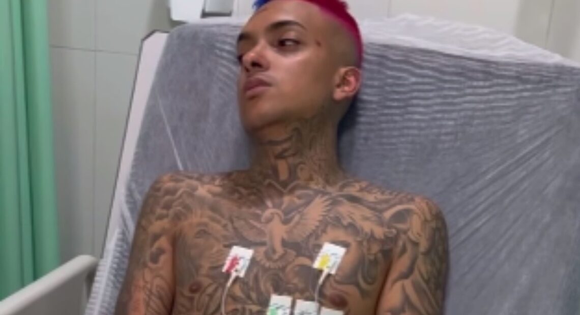 MC Brinquedo sobrevive a acidente de carro: ‘Grato a Deus pela vida’
