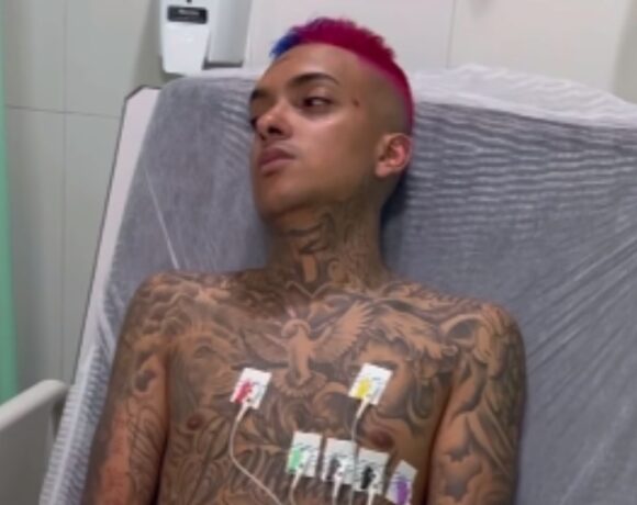 MC Brinquedo sobrevive a acidente de carro: ‘Grato a Deus pela vida’