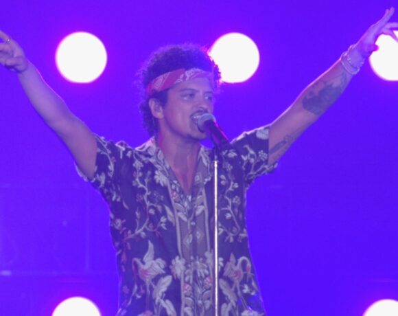 Bruno Mars fará 4 shows no Brasil.