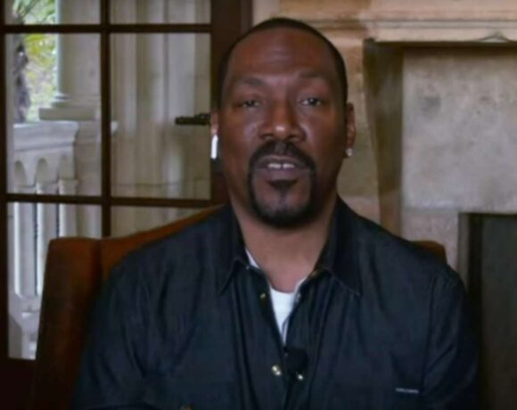 Novo filme ‘Shrek 5’ está em produção com Eddie Murphy.