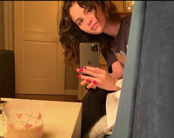 Selena Gomez revela que o futuro na música é muito desgastante