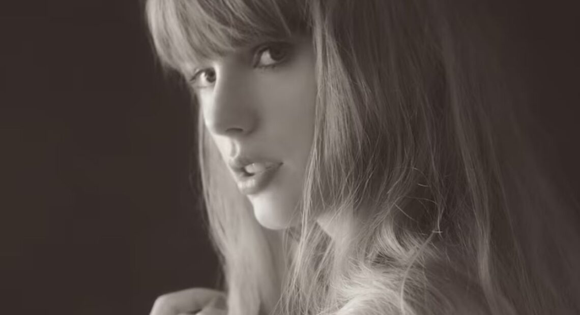 Taylor Swift inaugura sua própria estação de rádio.