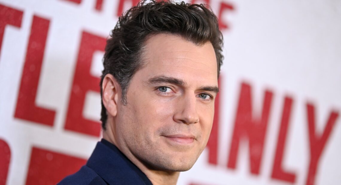 Henry Cavill é escalado para reboot de Highlander que será filmado em 2025.
