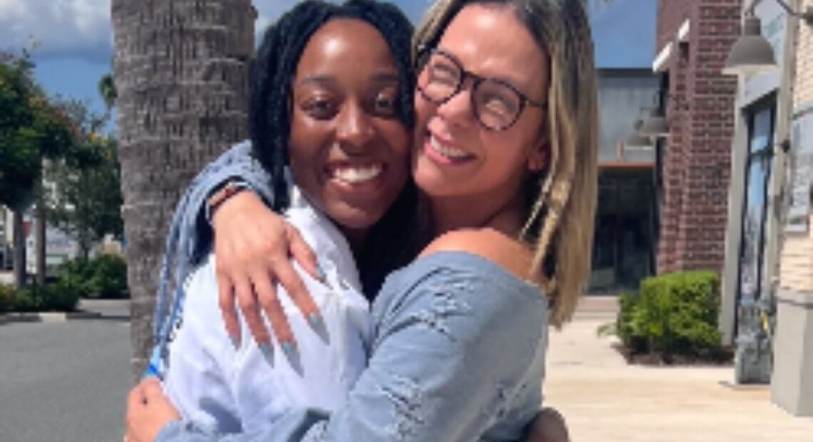Carla Perez expressa amor à nora