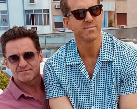 Ryan Reynolds e Hugh Jackman se despedem do Brasil
