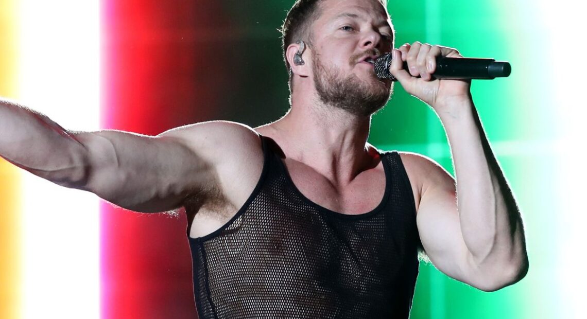 Vocalista do Imagine Dragons relembra início de relacionamento com atriz
