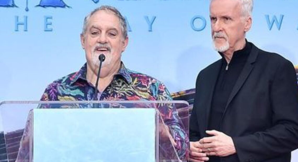 Jon Landau, colaborador de James Cameron em Titanic e Avatar, falece.