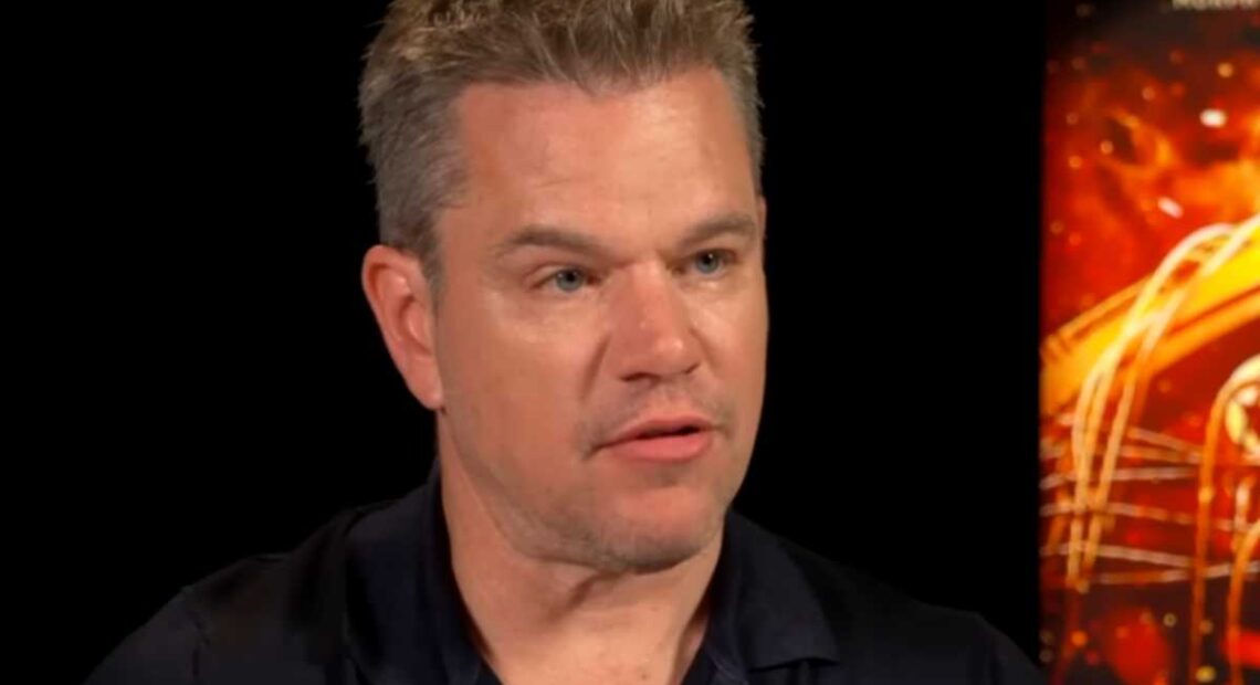 Matt Damon e sua família são retirados de bar por precaução após ameaça de bomba