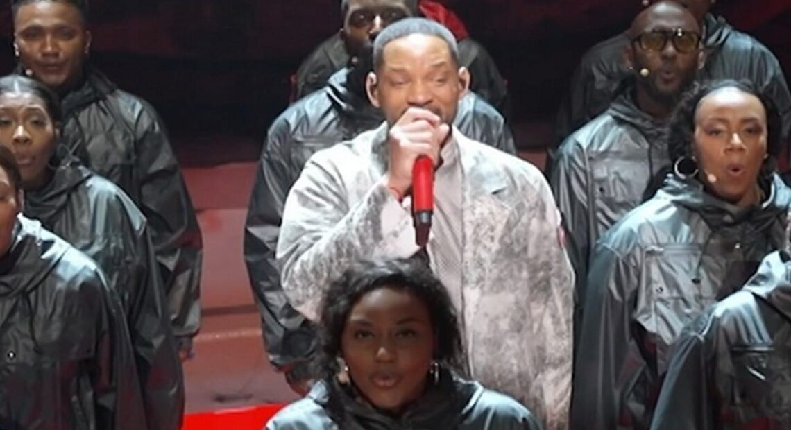 Will Smith estreia nova música no palco dos prêmios BET