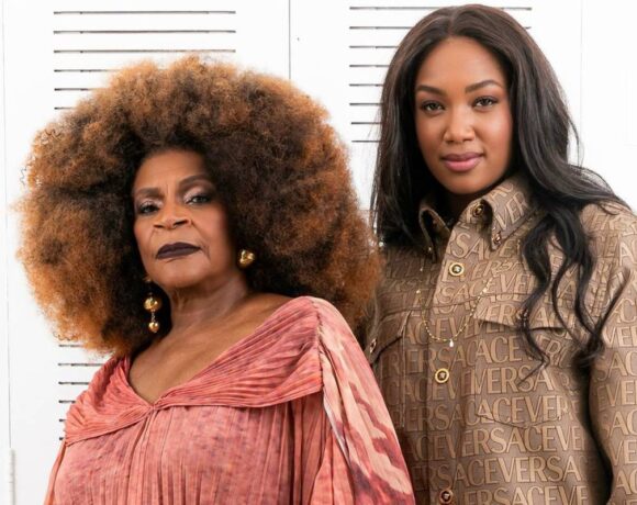 Zezé Motta fala sobre a solidão da mulher negra ao se referir a Iza